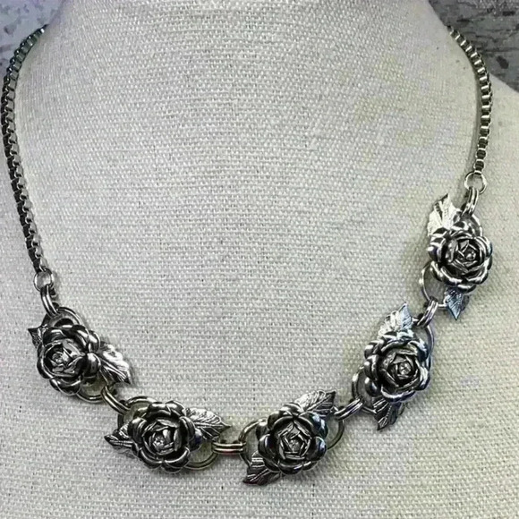 Silver Tone Rose Necklaces and Stretch Flower Ring Set - Picture 5 of 8